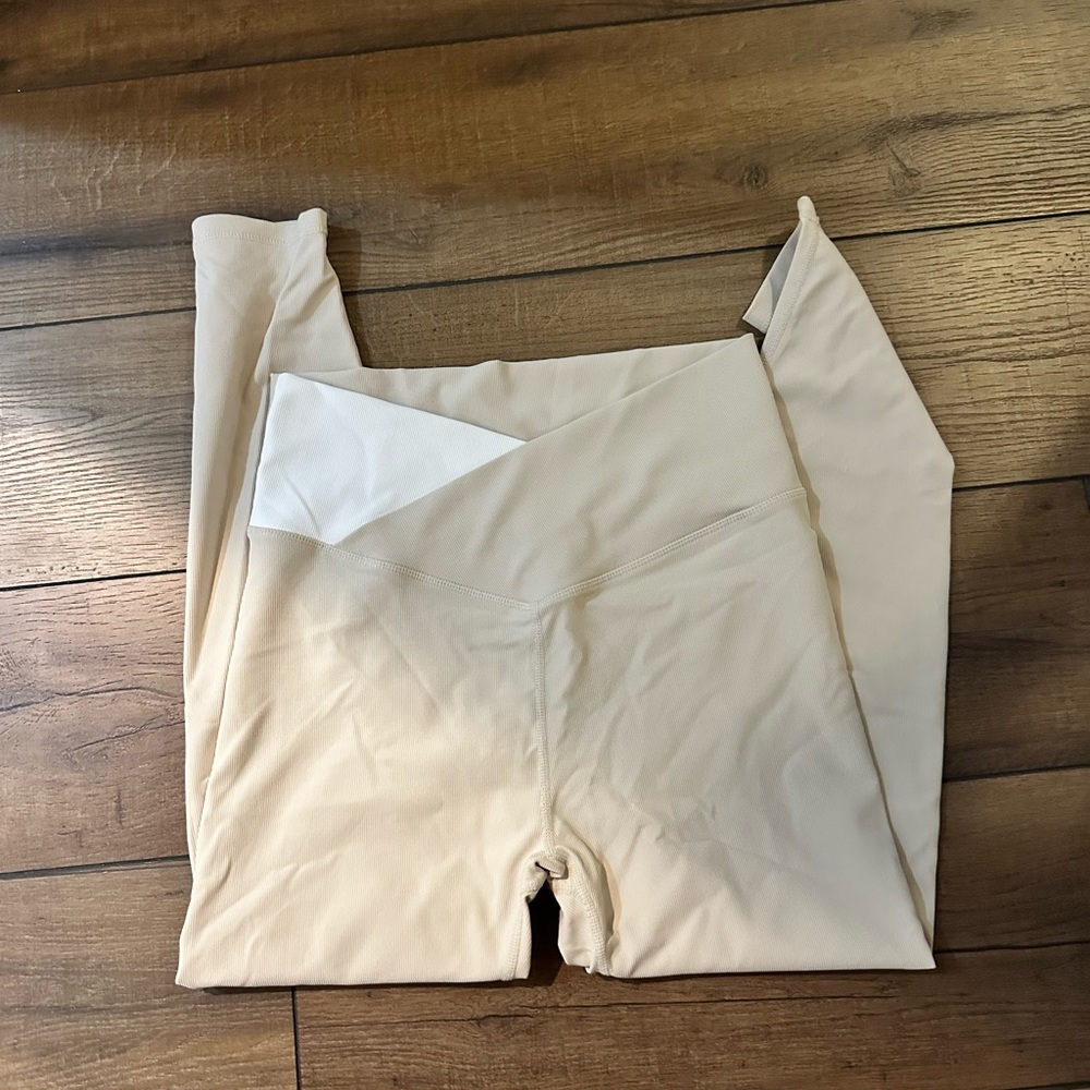 Willow Cream High-Rise Leggings